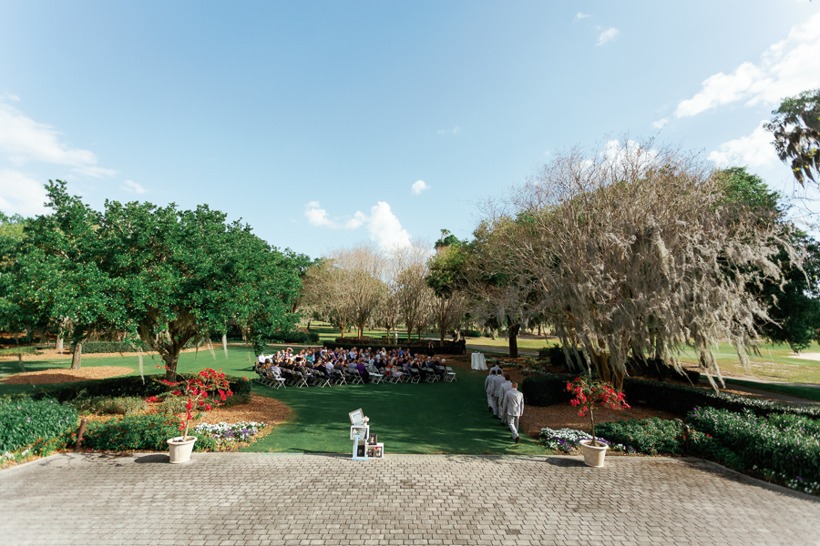 Wide view of an outdoor Florida wedding venue in Ocala