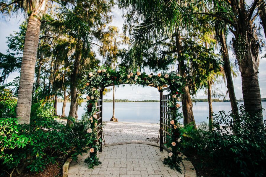 wedding venue with tropical vibes in Orlando, FL